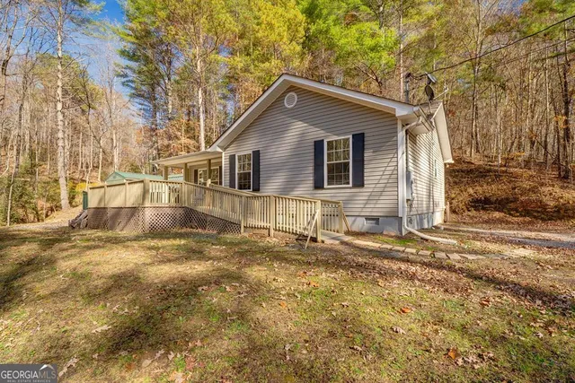 104 Nugget Ln, Ellijay, GA 30540