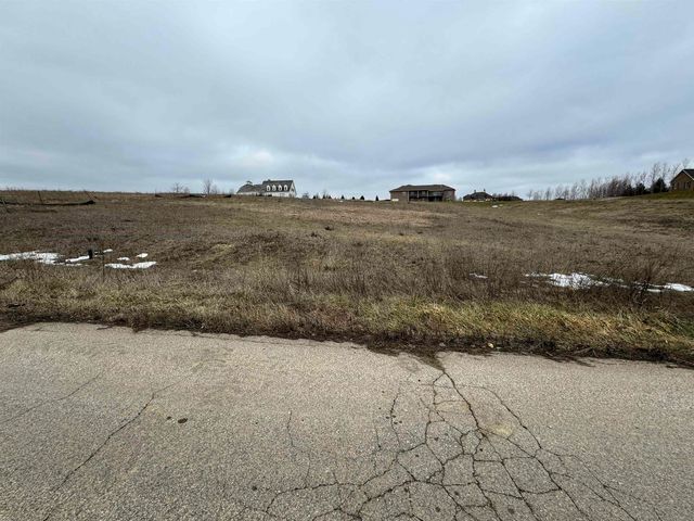 Lot 6 Tuscany Ridge Dr, Dubuque, IA 52002