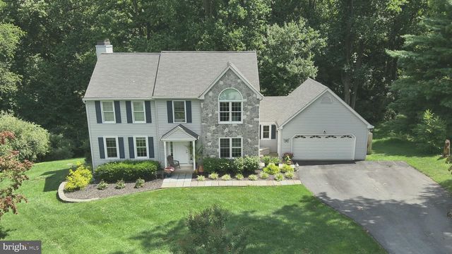 1088 Spencer Dr, Downingtown, PA 19335