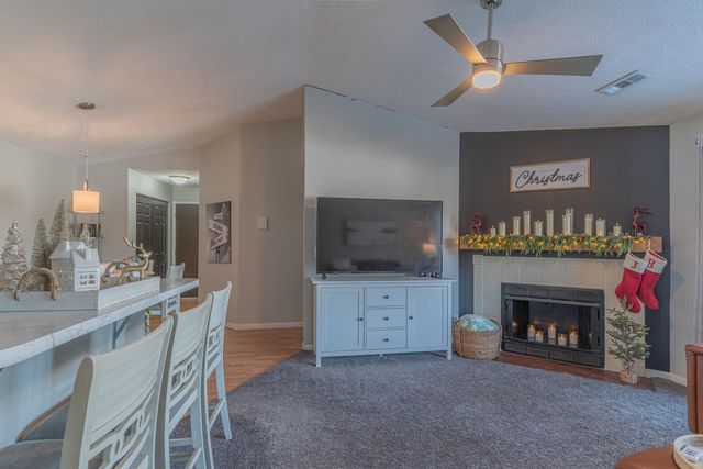 68 View Terrace Dr #12, Southgate, KY 41071
