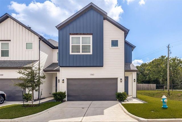 13131 Perennial Springs Dr, Houston, TX 77048