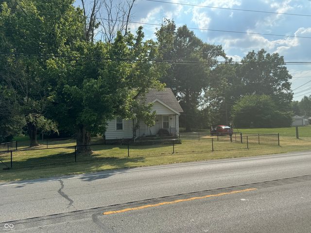 2707 Lanier Dr, Madison, IN 47250