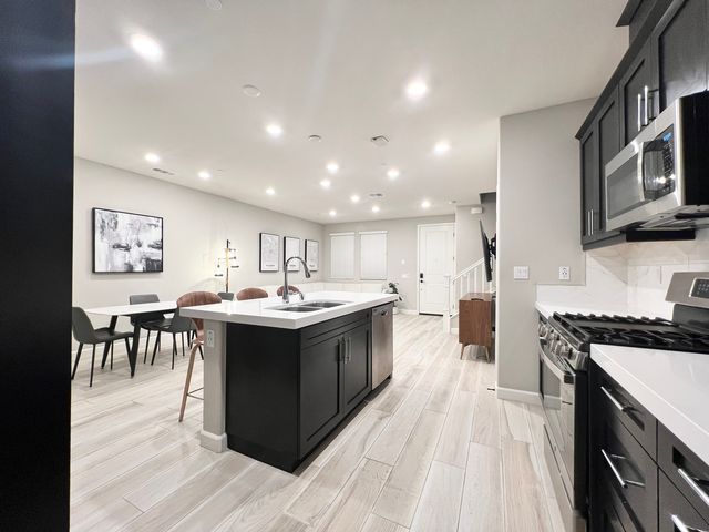Address Not Disclosed, Vista, CA 92084