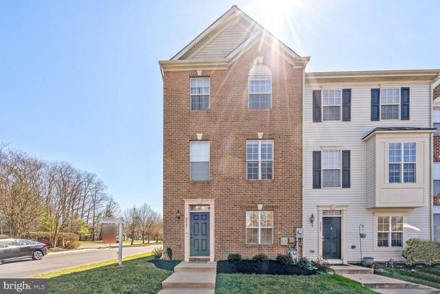 2601 Lotuswood Ct, Odenton, MD 21113