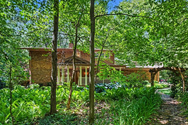 11180 Jones Rd, Berrien Springs, MI 49103