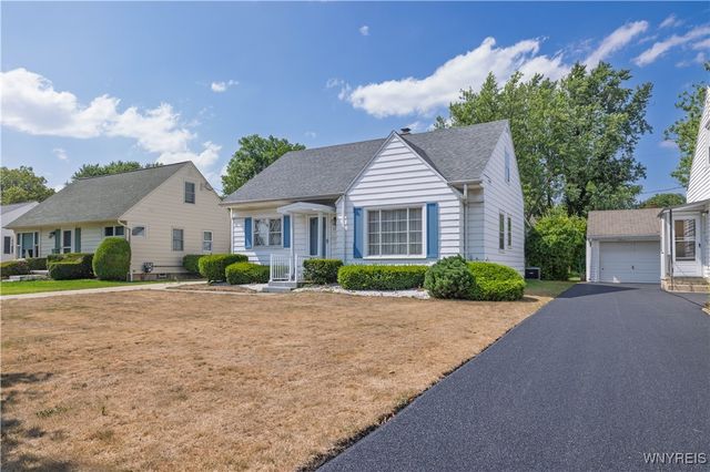 172 Lorfield Dr, Amherst, NY 14226