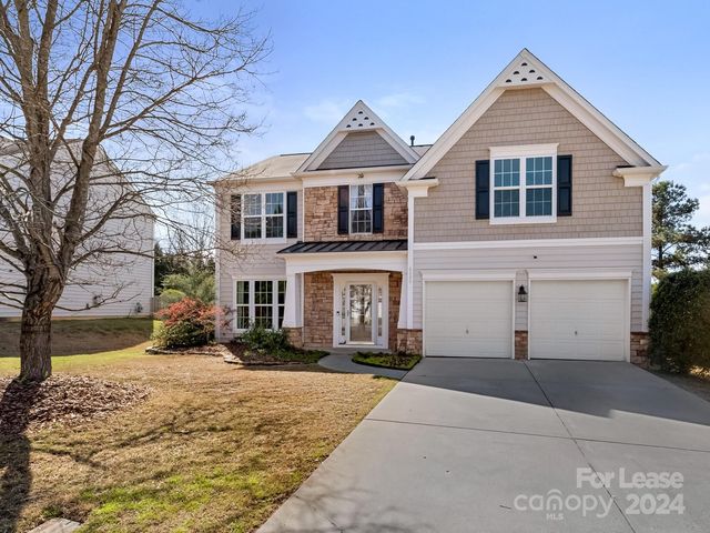8305 Cutters Spring Dr, Waxhaw, NC 28173
