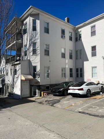 22 Hollywood St #4-1, Worcester, MA 01610