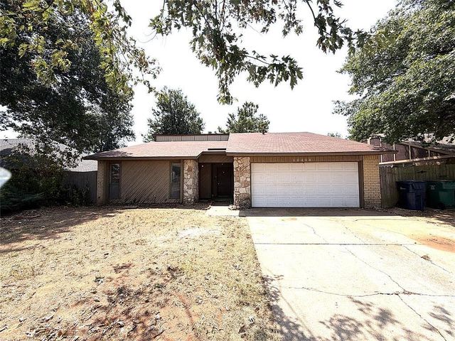 10408 NW 40th St, Yukon, OK 73099