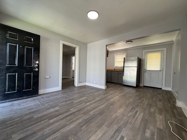 652 Riverside Dr #1, San Antonio, TX 78223