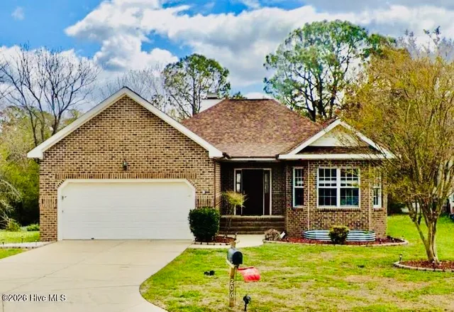 206 Bayswater Court, New Bern, NC 28562