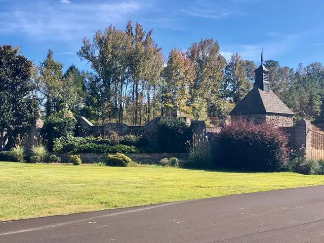 403 Bridle Cv, Oxford, MS 38655