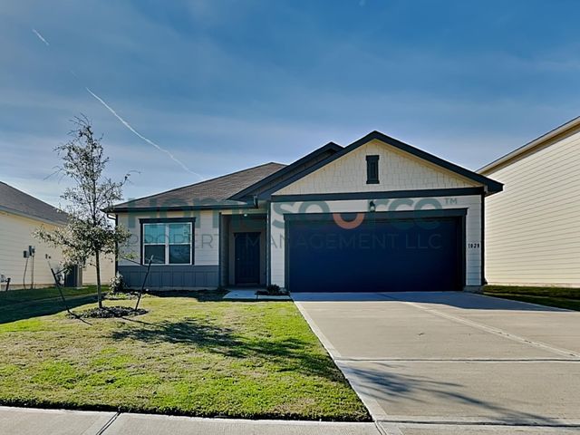 1028 Water Oak Ln, Brookshire, TX 77423