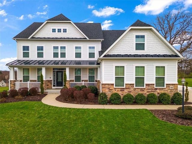 103 Hollyberry Ct, Mars, PA 16046