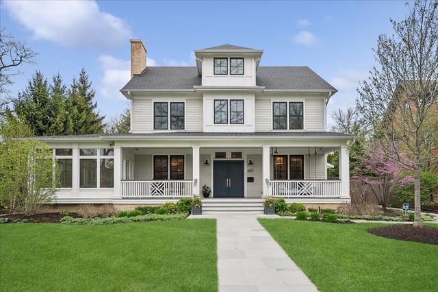 610 Forest Ave, Wilmette, IL 60091