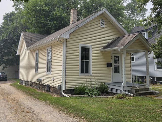 527 Webb St, Jackson, MI 49202