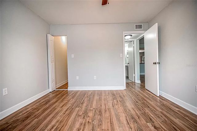 5040 Terrace Palms Cir #201, Tampa, FL 33617