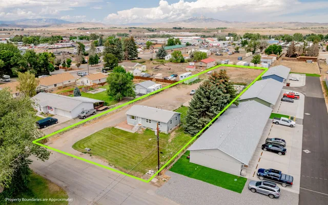 2619 Cowgill Rd, Cody, WY 82414