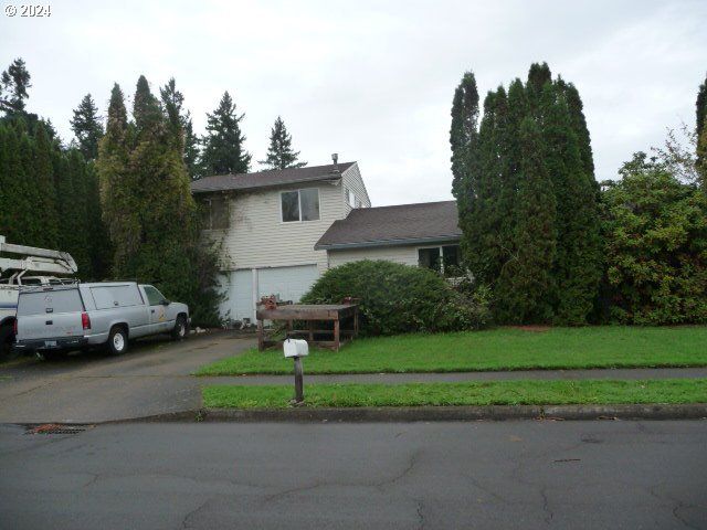 1839 SW 22nd St, Troutdale, OR 97060