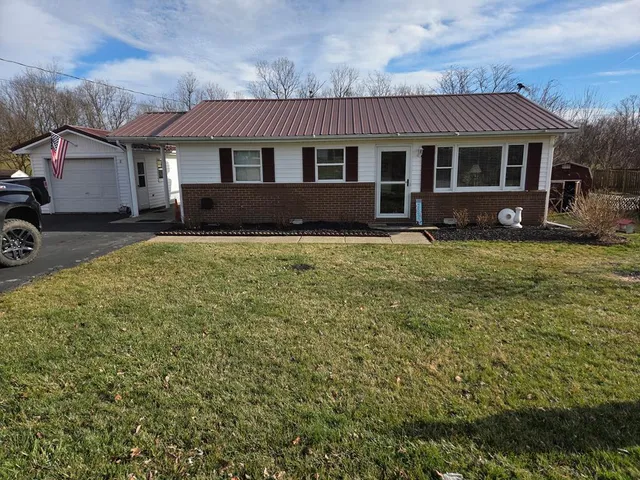 316 Highridge Ln, Flemingsburg, KY 41041