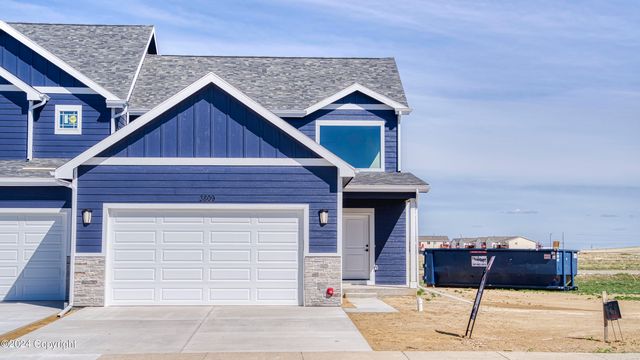 3809 Red Lodge Dr, Gillette, WY 82718