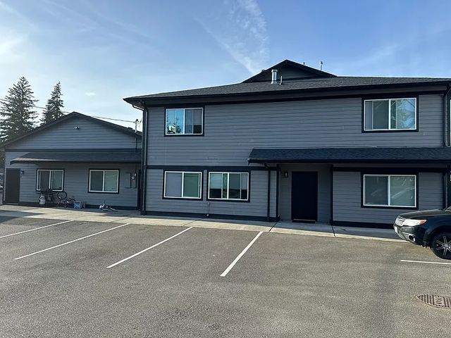 215 167th St S #7, Spanaway, WA 98387