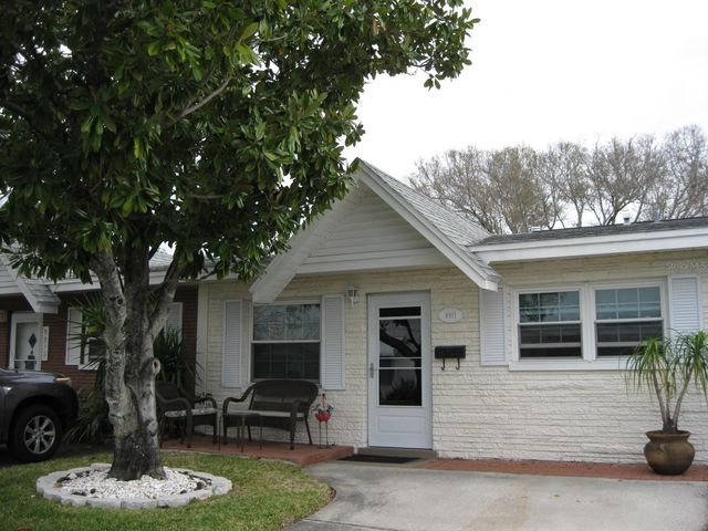 9911 Dahlia St N #38, Pinellas Park, FL 33782