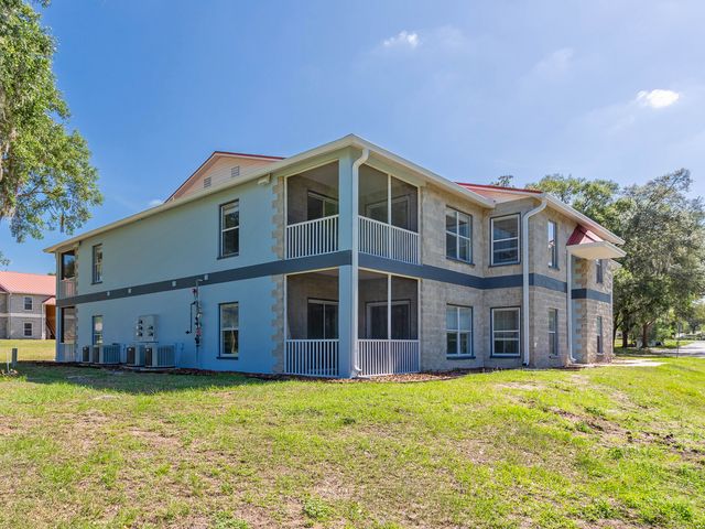 36909 Value Cir #204, Dade City, FL 33523