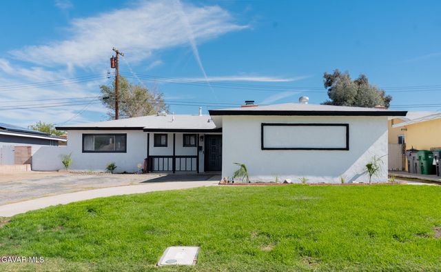 43714 Heaton Ave, Lancaster, CA 93534