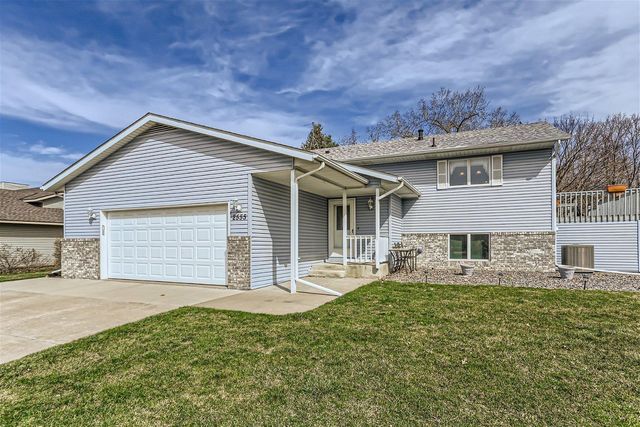 2555 78th St E, Inver Grove Heights, MN 55076