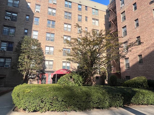 83-25 98 Street #3S, Queens, NY 11421
