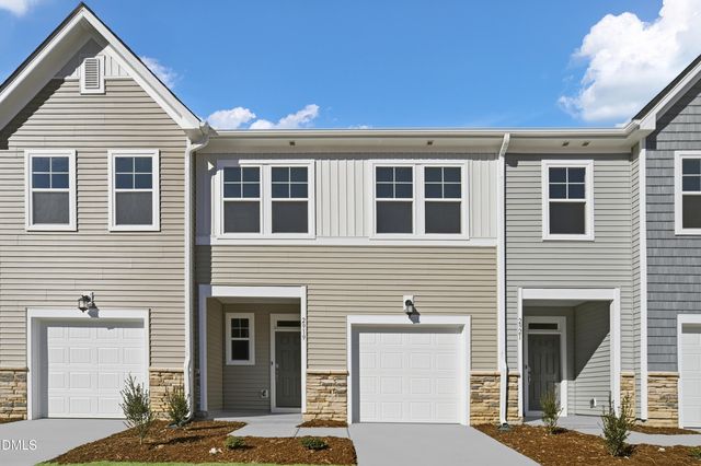 2919 Hickory Field Dr, Raleigh, NC 27616