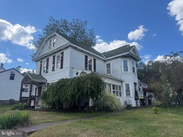 263 W  Main St, Ringtown, PA 17967