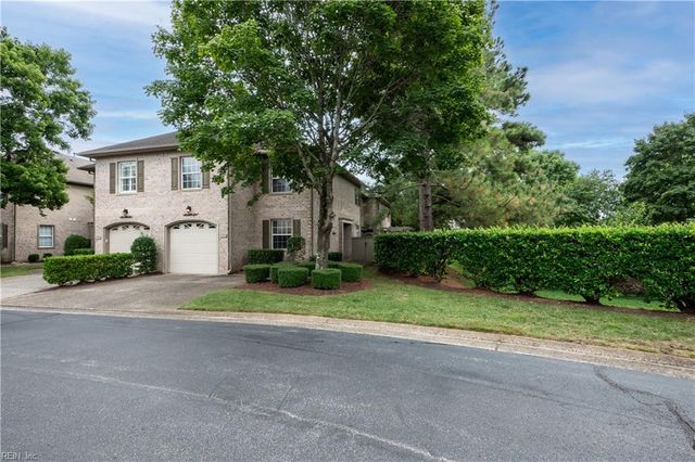 1709 Honorary Ct, Virginia Beach, VA 23454