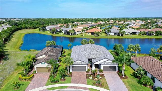 7636 KIRKLAND COVE, Bradenton, FL 34202