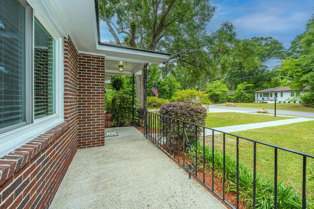 5112 Victoria Ave, North Charleston, SC 29405