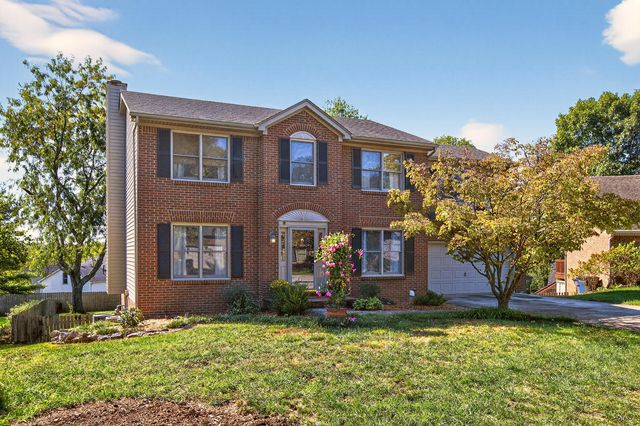 1472 Corona Dr, Lexington, KY 40514