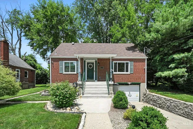 1394 Adams Rd, Cincinnati, OH 45231
