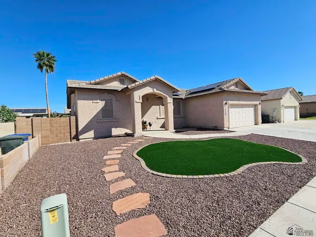 7562 E  25th St, Yuma, AZ 85365
