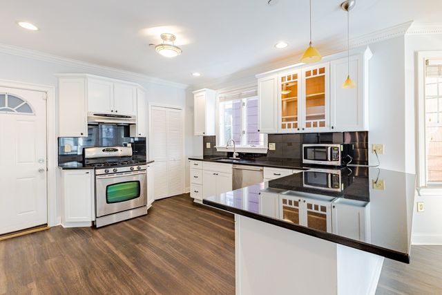 68 Line St #1, Somerville, MA 02143