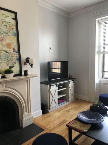 113 Beacon St #5, Boston, MA 02116