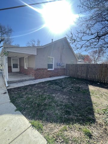 1853 S  Grove St, Wichita, KS 67211