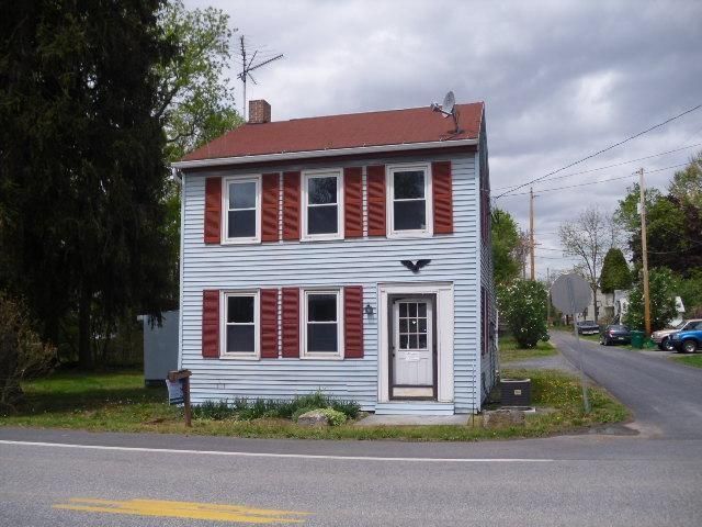 1284 Boiling Springs Rd, Boiling Springs, PA 17007