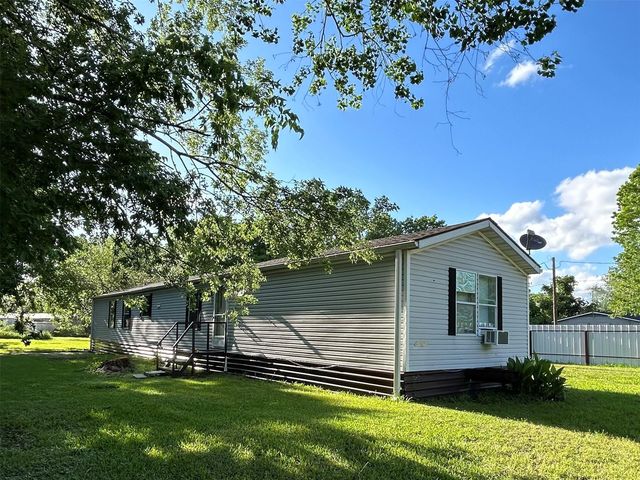 16640 Berry Rd, Pearland, TX 77584