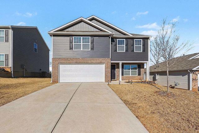 365 Valencia Cir, Wellford, SC 29385