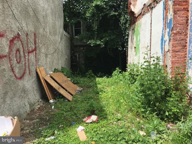 2438 N  Clarion St, Philadelphia, PA 19132