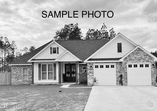 24300 Misty Ln, Lucedale, MS 39452