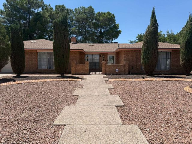 1709 Bruce Devlin Dr, El Paso, TX 79935