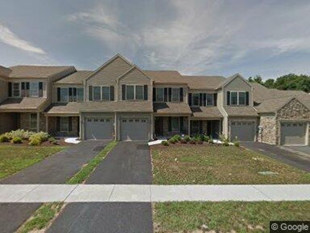 690 Stoverdale Rd, Hummelstown, PA 17036
