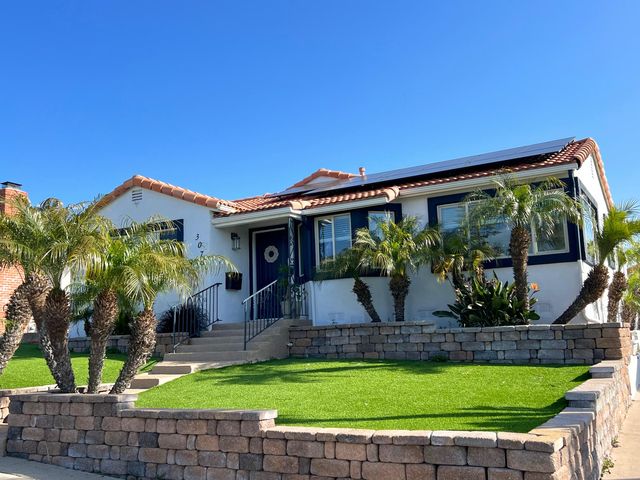 3072 Madrid St, San Diego, CA 92110